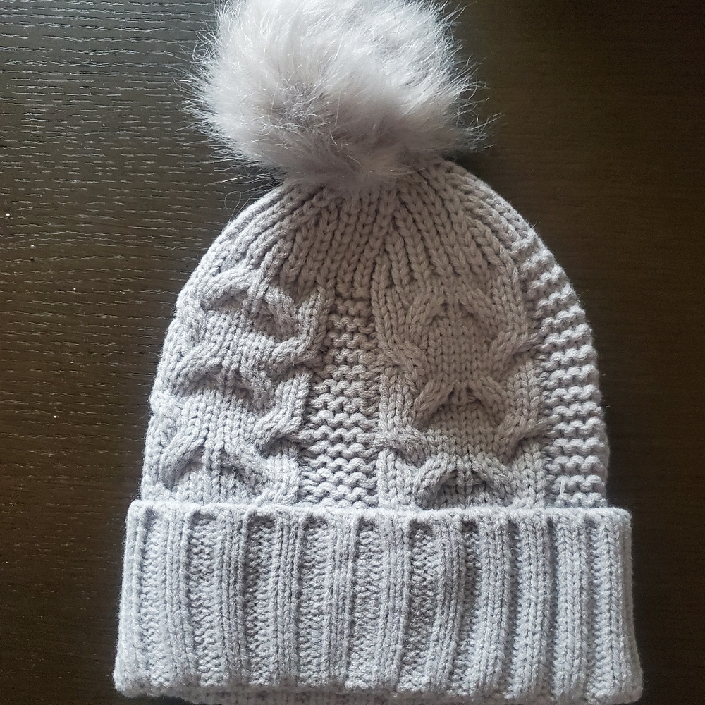 Vince Camuto beanie